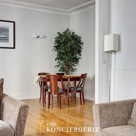 Prestige Parisien Proche De Larc De Triomphe Parigi